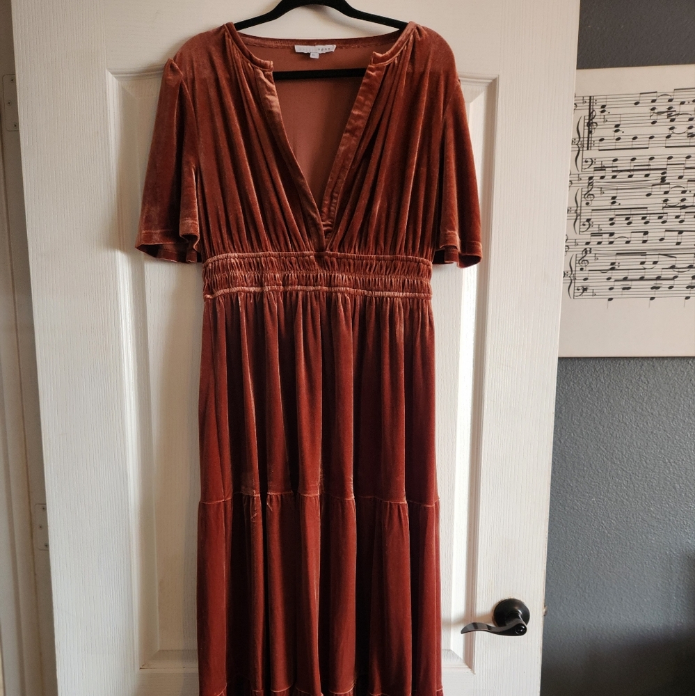 Artemis Velvet Maxi Dress